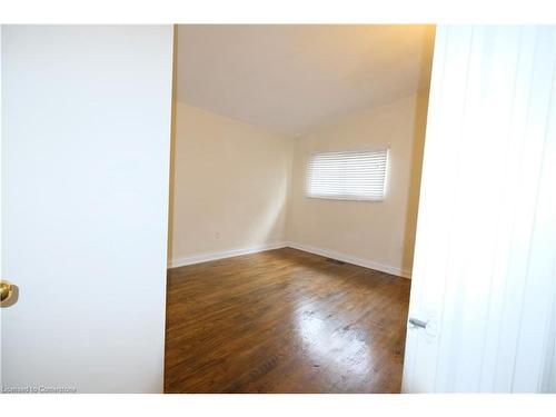 1 Briarwood Crescent, Hamilton, ON - Indoor Photo Showing Other Room