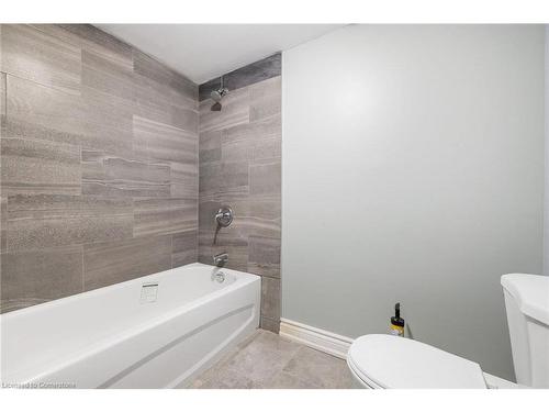 195 Wood Street E, Hamilton, ON - Indoor Photo Showing Bathroom