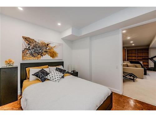 75 Reding Road, Ancaster, ON - Indoor Photo Showing Bedroom