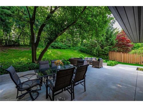 75 Reding Road, Ancaster, ON - Outdoor