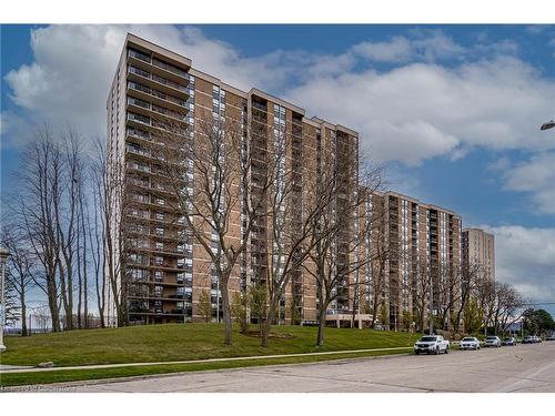 507-500 Green Road, Stoney Creek, ON - Outdoor