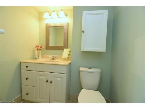 1610-2055 Upper Middle Road, Burlington, ON - Indoor Photo Showing Bathroom