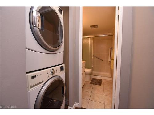 1610-2055 Upper Middle Road, Burlington, ON - Indoor Photo Showing Laundry Room