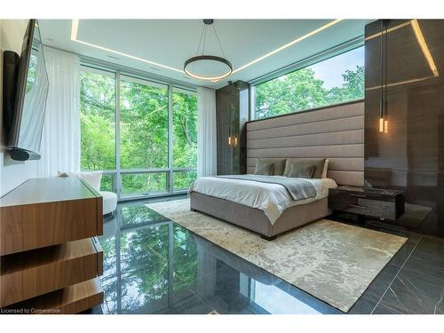 865 Glenwood Avenue, Burlington, ON - Indoor Photo Showing Bedroom