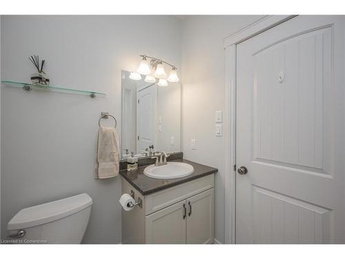 18 Rosslyn Drive, Brighton, ON - Indoor Photo Showing Bathroom