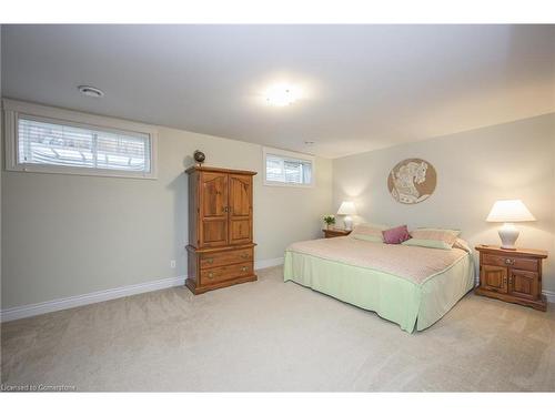 18 Rosslyn Drive, Brighton, ON - Indoor Photo Showing Bedroom