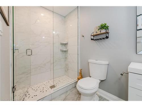 781 South Coast Drive, Peacock Point, ON - Indoor Photo Showing Bathroom