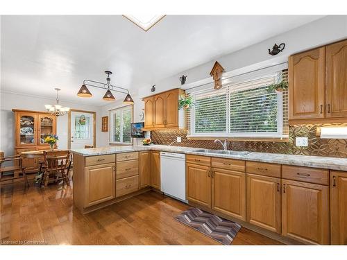 54 Valley Road, St. Catharines, ON - Indoor Photo Showing Kitchen With Double Sink