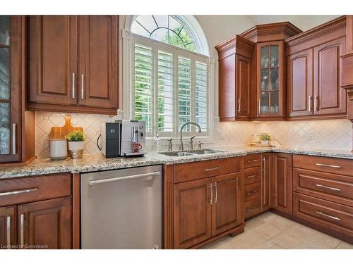 9893 Dickenson Road W, Hamilton, ON - Indoor Photo Showing Kitchen With Double Sink