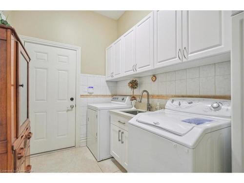 9893 Dickenson Road W, Hamilton, ON - Indoor Photo Showing Laundry Room