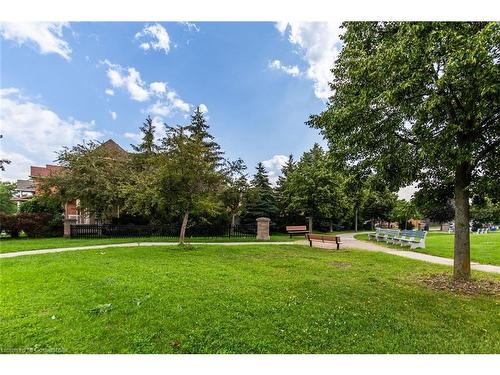 109 Peachwood Crescent, Stoney Creek, ON - Outdoor