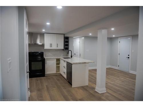 Lower Leve-225 Aldercrest Avenue, Hamilton, ON - Indoor Photo Showing Kitchen