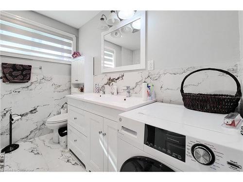 8 Sullivan Drive, St. Catharines, ON - Indoor Photo Showing Laundry Room