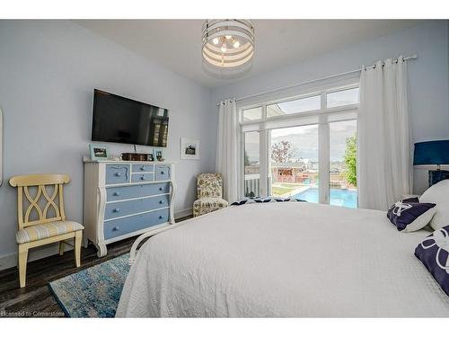 171 New Lakeshore Road, Port Dover, ON - Indoor Photo Showing Bedroom