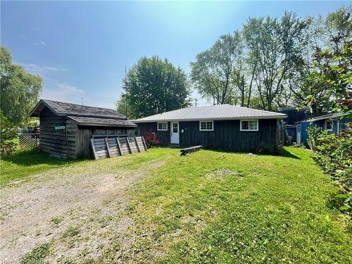 2030 First Avenue, Selkirk, ON - Outdoor