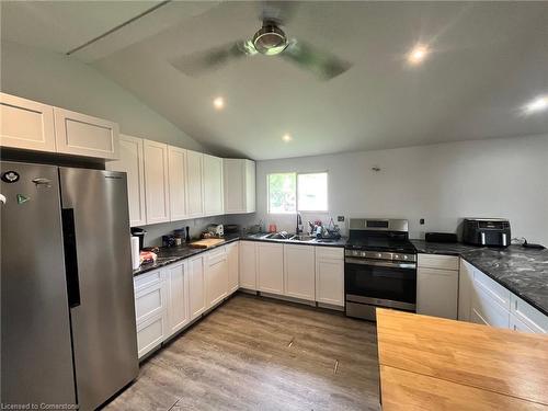 2030 First Avenue, Selkirk, ON - Indoor Photo Showing Kitchen With Double Sink