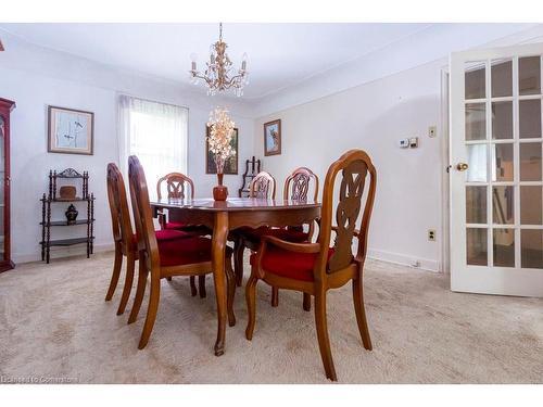 339 Old Guelph Road, Dundas, ON - Indoor Photo Showing Dining Room