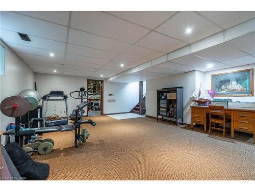 7575 Milburough Line, Milton, ON - Indoor Photo Showing Gym Room