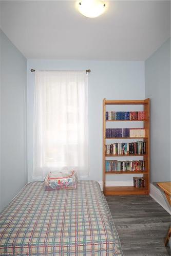 19 Emerald Street N, Hamilton, ON - Indoor Photo Showing Bedroom