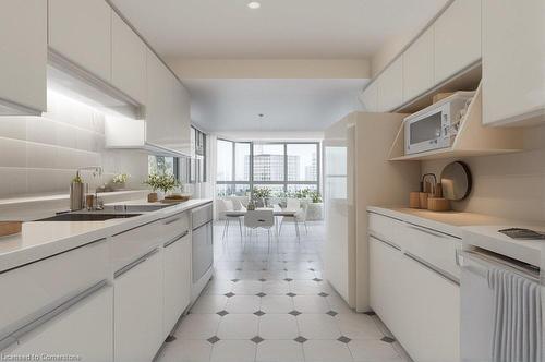 501-67 Caroline Street S, Hamilton, ON - Indoor Photo Showing Kitchen