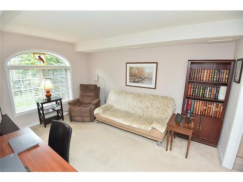 C205-216 Plains Road W, Burlington, ON - Indoor Photo Showing Living Room