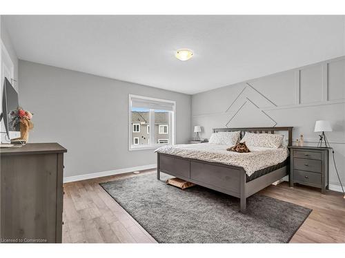 110 Hibiscus Lane, Hamilton, ON - Indoor Photo Showing Bedroom