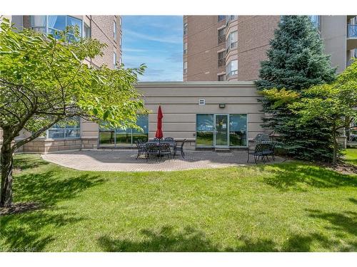 106-2085 Amherst Heights Drive, Burlington, ON - Outdoor