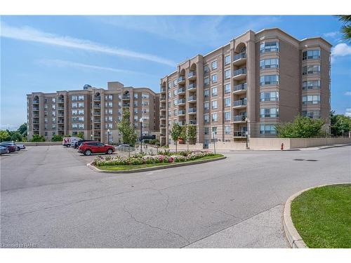 106-2085 Amherst Heights Drive, Burlington, ON - Outdoor With Facade