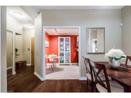 106-2085 Amherst Heights Drive, Burlington, ON - Indoor Photo Showing Dining Room