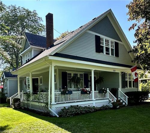 368 Queen Street, Niagara-On-The-Lake, ON - Outdoor With Deck Patio Veranda