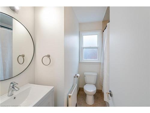 19 Fawell Avenue, St. Catharines, ON - Indoor Photo Showing Bathroom