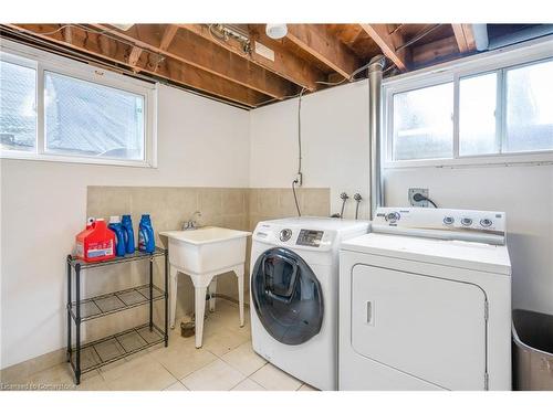 19 Fawell Avenue, St. Catharines, ON - Indoor Photo Showing Laundry Room