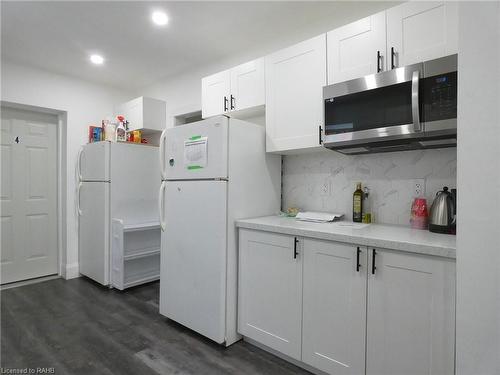 1161 King Street W, Hamilton, ON - Indoor Photo Showing Kitchen