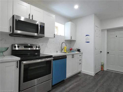 1161 King Street W, Hamilton, ON - Indoor Photo Showing Kitchen