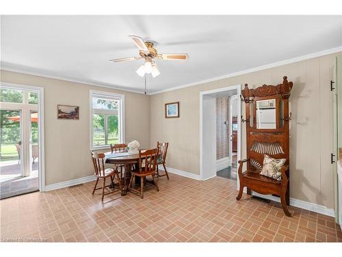 1689 2Nd Concession Road W, Lynden, ON - Indoor Photo Showing Dining Room