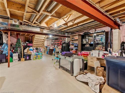 52 Arrowhead Drive, Hamilton, ON - Indoor Photo Showing Basement