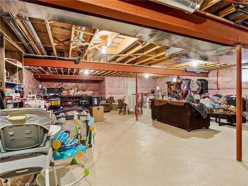 52 Arrowhead Drive, Hamilton, ON - Indoor Photo Showing Basement