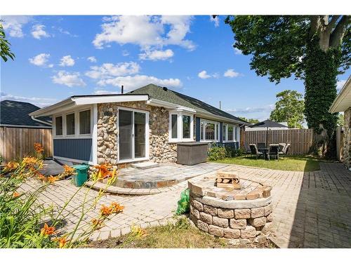 381 Maplewood Avenue, Crystal Beach, ON 