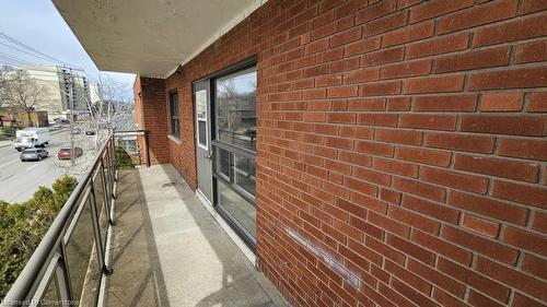 9-2205 King Street E, Hamilton, ON - Outdoor With Exterior