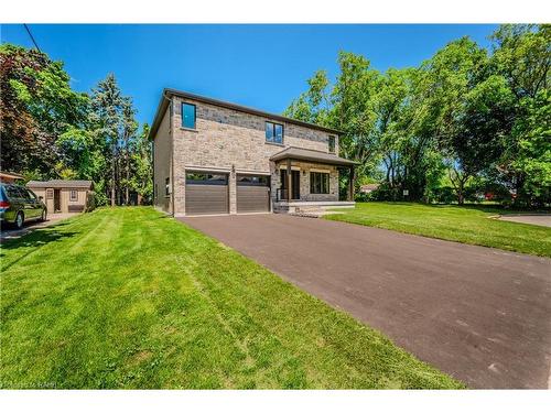 2423 Raymore Drive, Burlington, ON - Outdoor