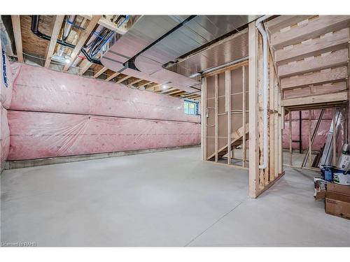 2423 Raymore Drive, Burlington, ON - Indoor Photo Showing Basement