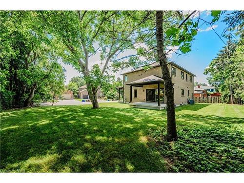 2423 Raymore Drive, Burlington, ON - Outdoor