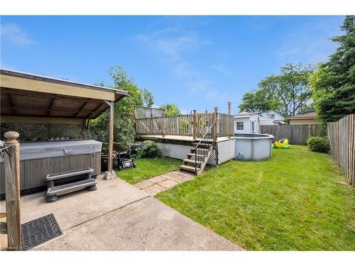 552 Quebec Street, Hamilton, ON - Outdoor With Backyard