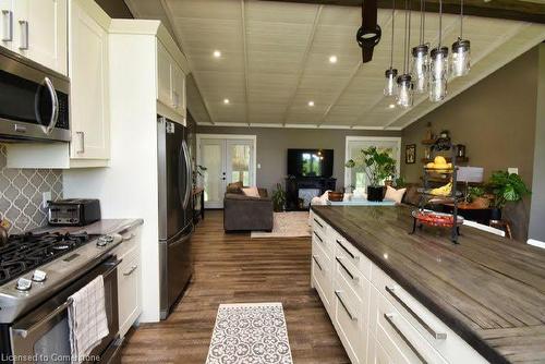 268 Highway 24 East, St. Williams, ON - Indoor Photo Showing Kitchen With Upgraded Kitchen