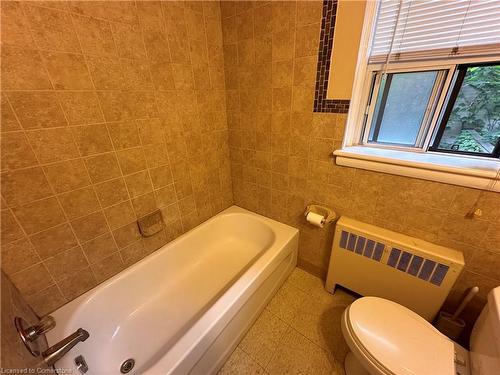 4-119 Macnab Street S, Hamilton, ON - Indoor Photo Showing Bathroom