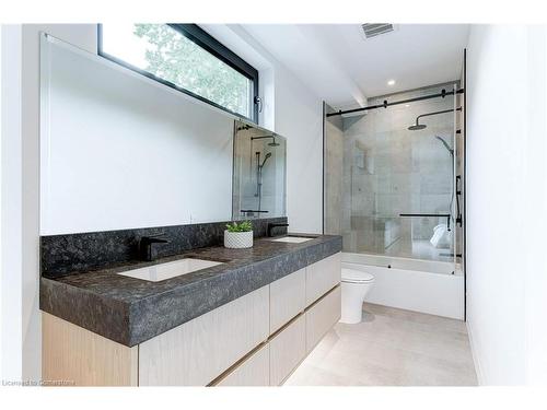 298 Strathcona Drive, Burlington, ON - Indoor Photo Showing Bathroom