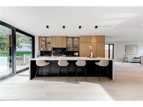 298 Strathcona Drive, Burlington, ON - Indoor Photo Showing Kitchen