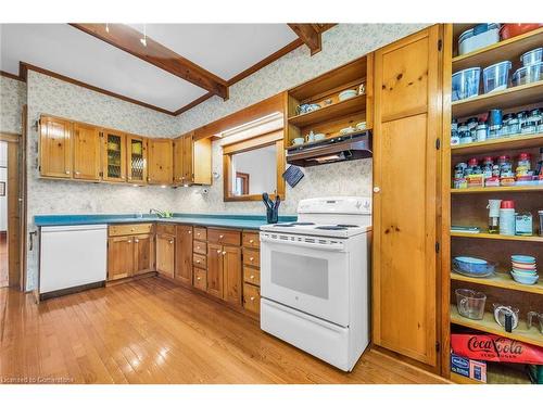 141 Mount Albion Road, Hamilton, ON - Indoor Photo Showing Kitchen