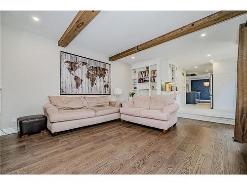 329 Silvana Crescent, Burlington, ON - Indoor Photo Showing Living Room