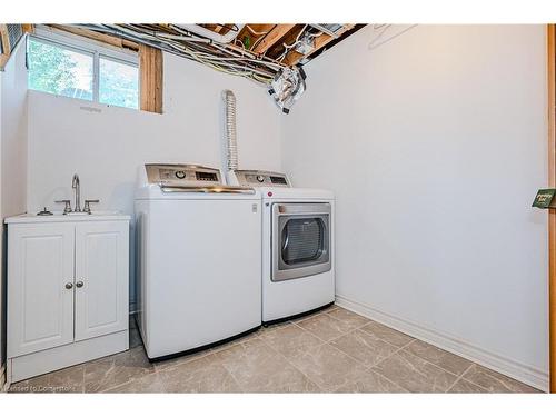 329 Silvana Crescent, Burlington, ON - Indoor Photo Showing Laundry Room